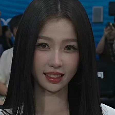 我滴妈呀 这也能叫明星 好可怕虞书欣开球