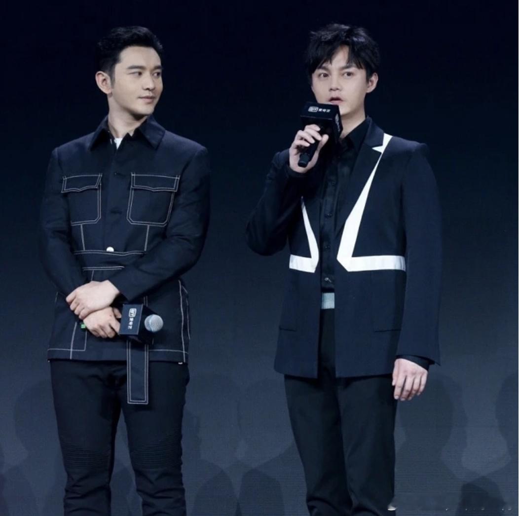 #林更新黄晓明凑不出一个脑子#哇哦哦，这波真的好搞笑哦，解个迷也太难了吧，感觉尹