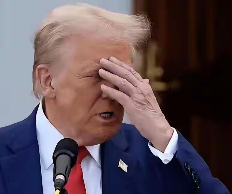 恶人还需恶人磨！美特种兵都要扣船了，轮船忽然挂出俄罗斯国旗

12月30号当天，