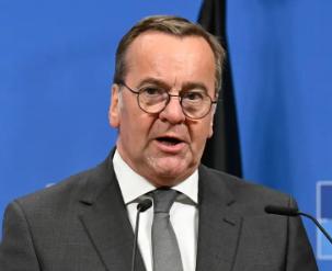 地主家也没有余粮了，德国正式表态，因为自己的装备要更新换代，现在停止向乌克兰提供