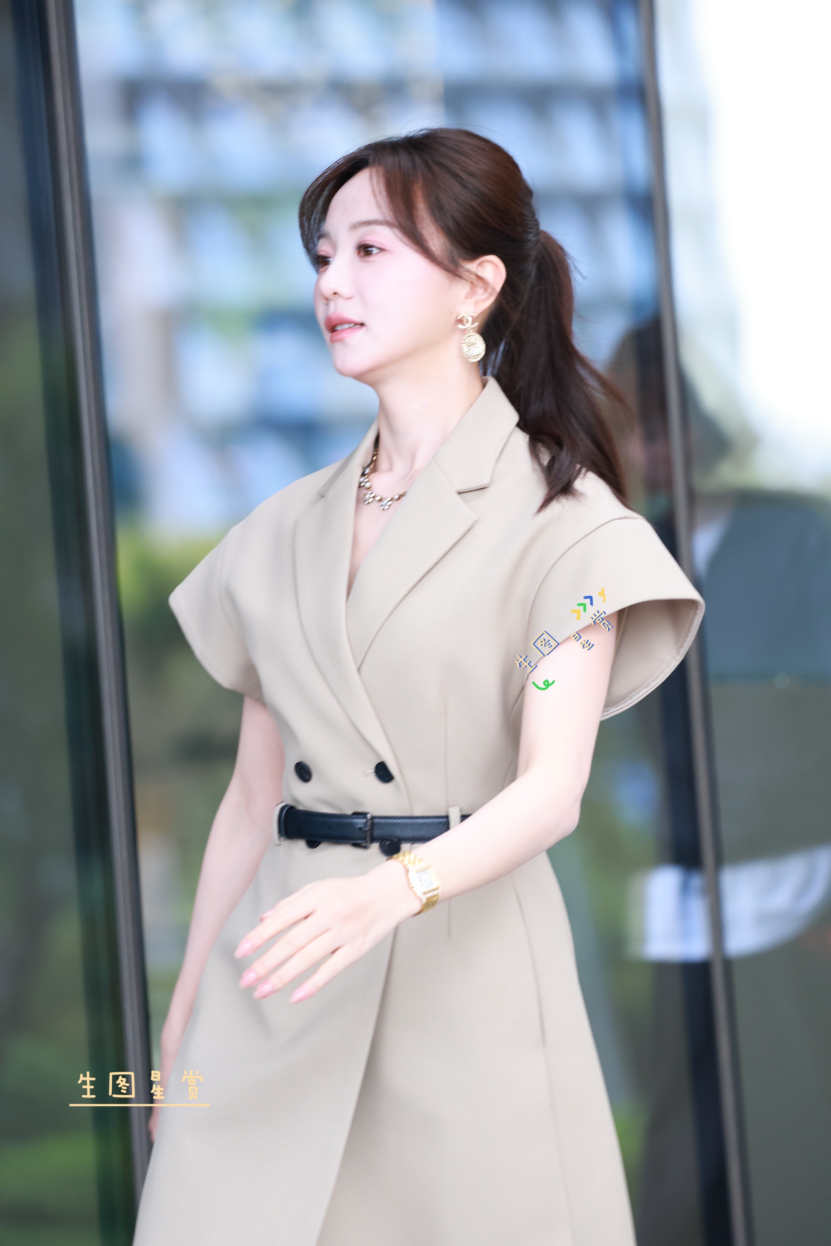 胡意旋251001无可替代路透是甜酷姐步天娜[期待]胡意旋[超话] ​​​