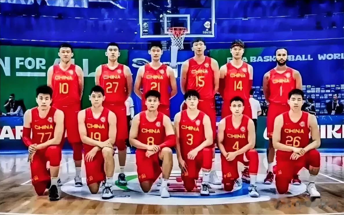 男篮世界杯，中国75—96菲律宾，给中国的球员评分：

⒈赵睿，6分：丢魂了，完