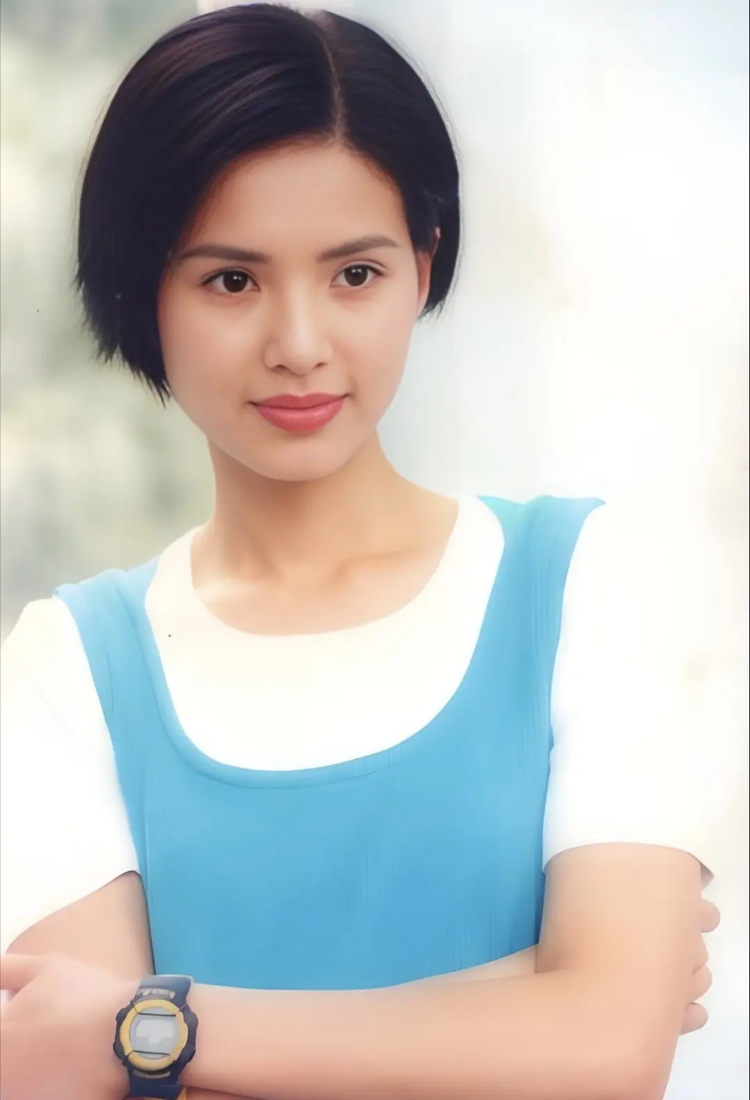 李若彤。