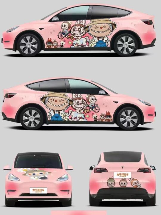 8台特斯拉 model Y 来贴膜