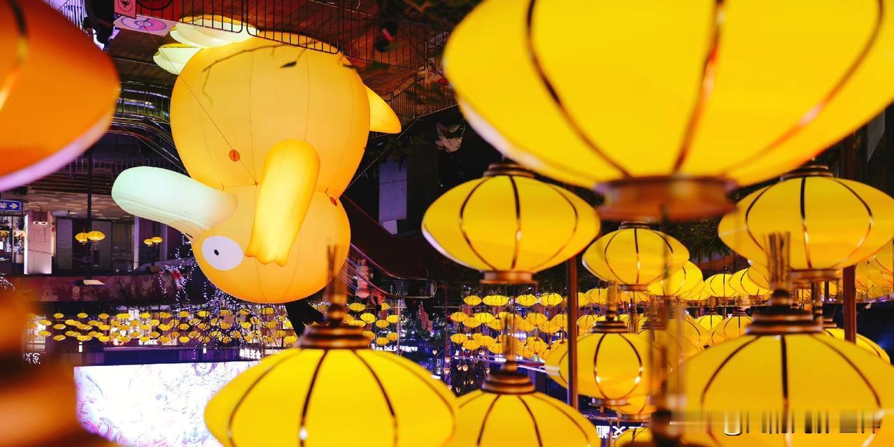 越来越没有年味啦，这样的感觉可能不是我一个人，特别怀念小时候过年的盼望和喜悦，在