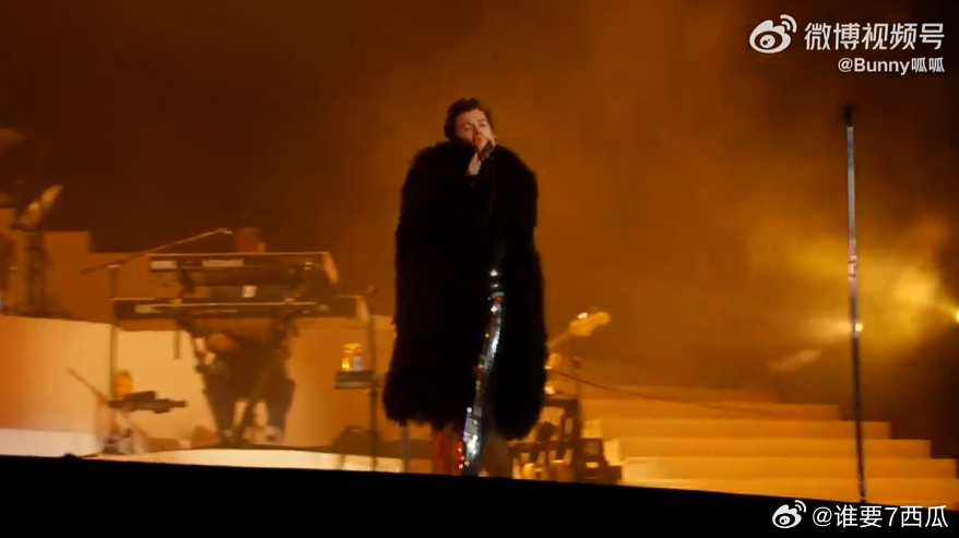 HarryStyles回归神专通勤路上的救赎！Harry Styles新专一响起