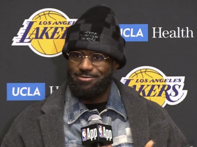 今日，湖人99-129客场不敌骑士。赛后，湖人前锋詹姆斯接受了采访。谈到本场骑士