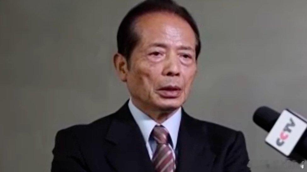 【新闻联播播报：日本各界批评高市早苗错误言行】央视网消息（新闻联播）：日本各界及