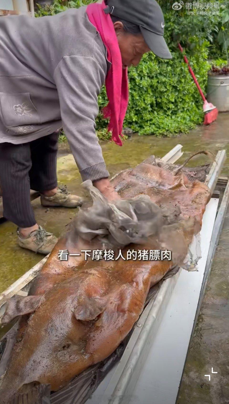 9斤270元可放五十年不坏的猪膘肉这里面真的不是虫子吗？有没有云南的老表出来解释