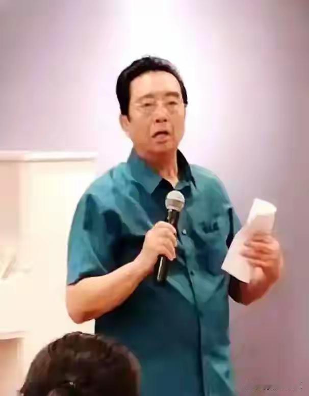 子女犯错是其个人选择，与父母无关！更不能诛连，一人做事一人当，老子没有教他去犯罪