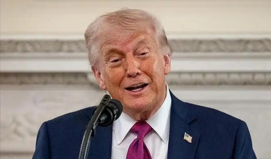 4月25日晚，华盛顿希尔顿酒店突发枪击事件，正在出席白宫记者协会晚宴的特朗普与第