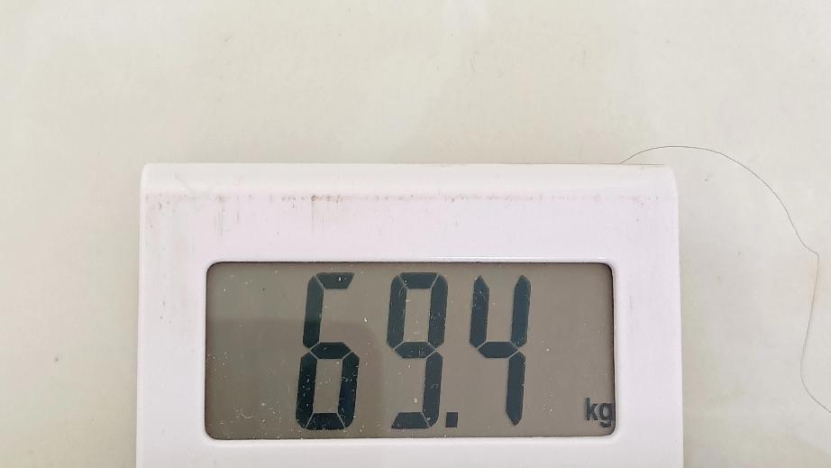 我还挺佩服自己的，在减肥的路上，能走这么远！
其实减肥说过无数次，也实施过无数次