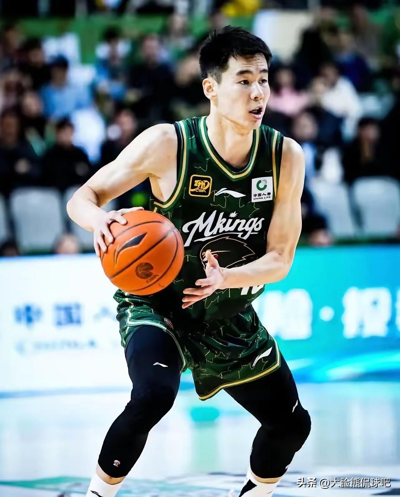 中国男篮将会做人员调整，大家觉得郭昊文还有机会吗？
打完台北队后，中国男篮将会暂