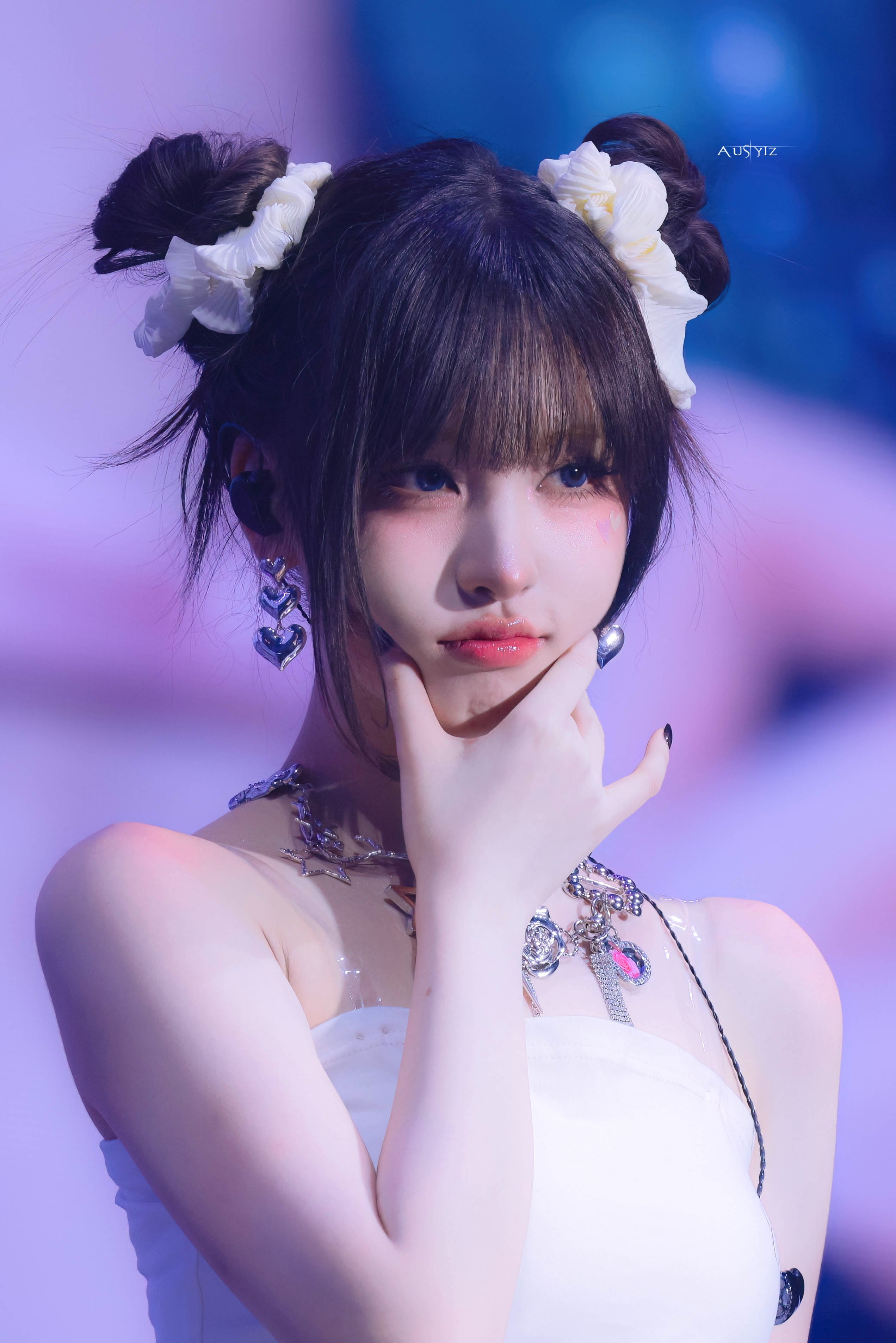 LIZ近期饭拍图！ ​​​