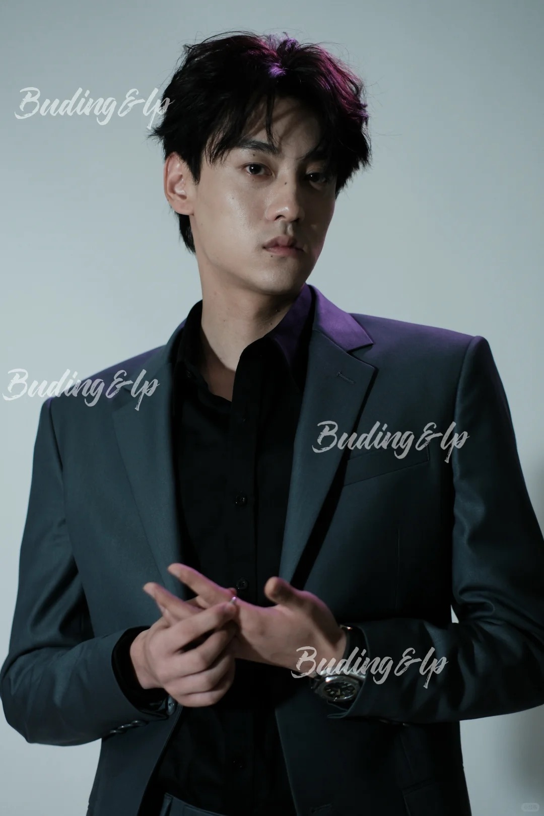 摸戒指💍cr.布丁 