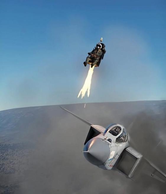 为何飞行员跳伞后就不能射杀？即使在战场杀红了眼，也不能杀飞行员，因为日本试过了，