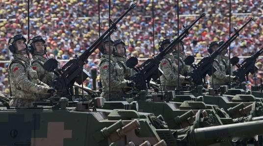 为什么每个人都想要中国武器？泽马内克一语道破天机：中国武器不仅便宜，而且比西方同