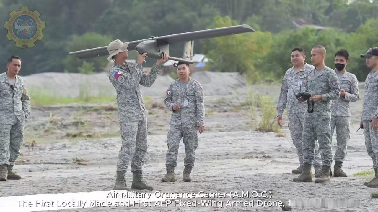 黄岩岛，仁爱礁方向，我方该装备反无人机防空系统了！菲律宾已经发展出投弹无人机，补