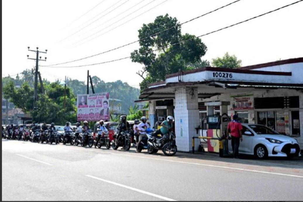 沙特石油近期出口暴跌后，对中国意外增加60%，这一幕把白宫看懵了！

彭博社的船