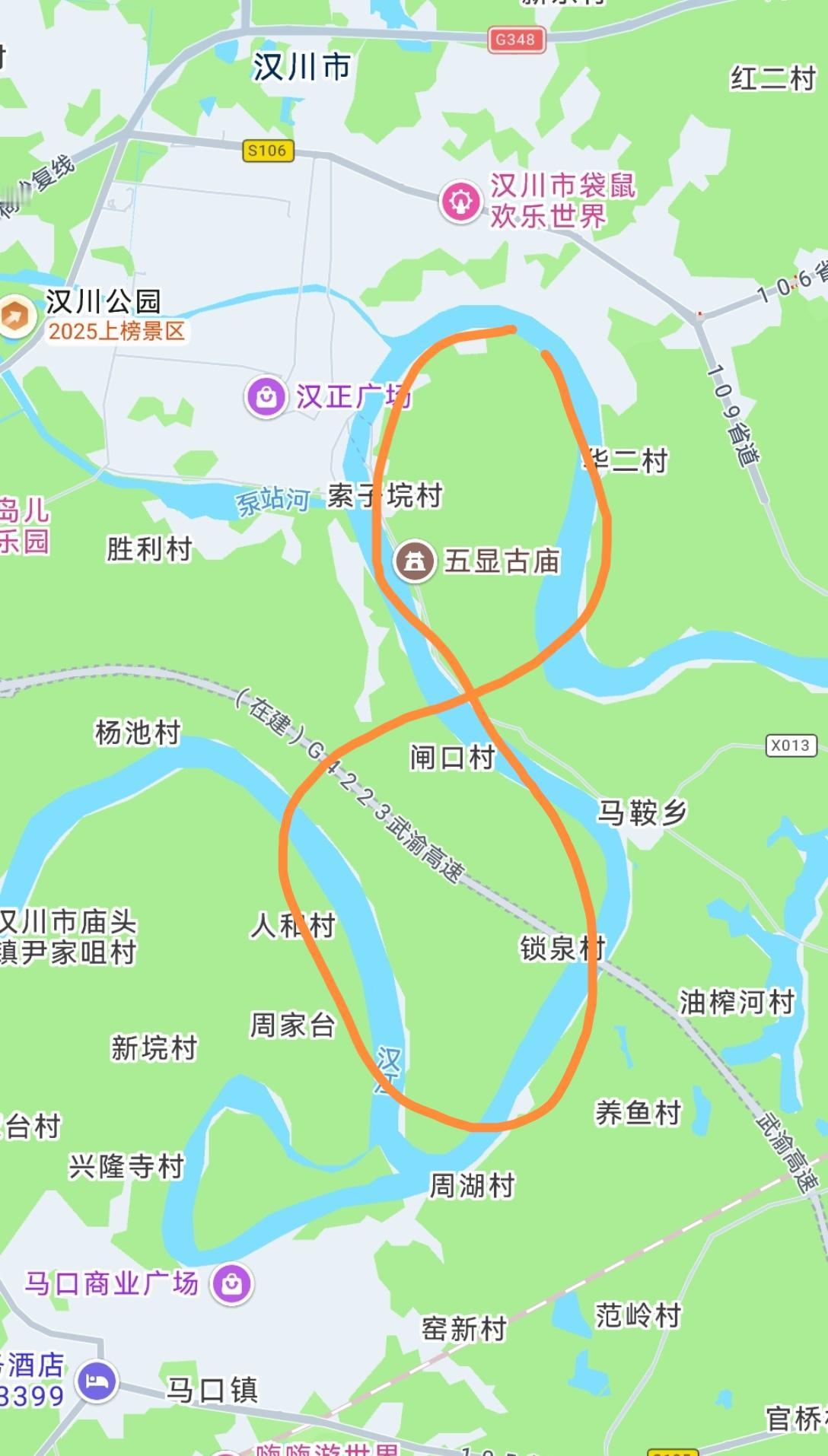 汉江流经湖北汉川市时，有一个“8”字弯和一个“2”字弯特别奇怪。特别是那个“2”