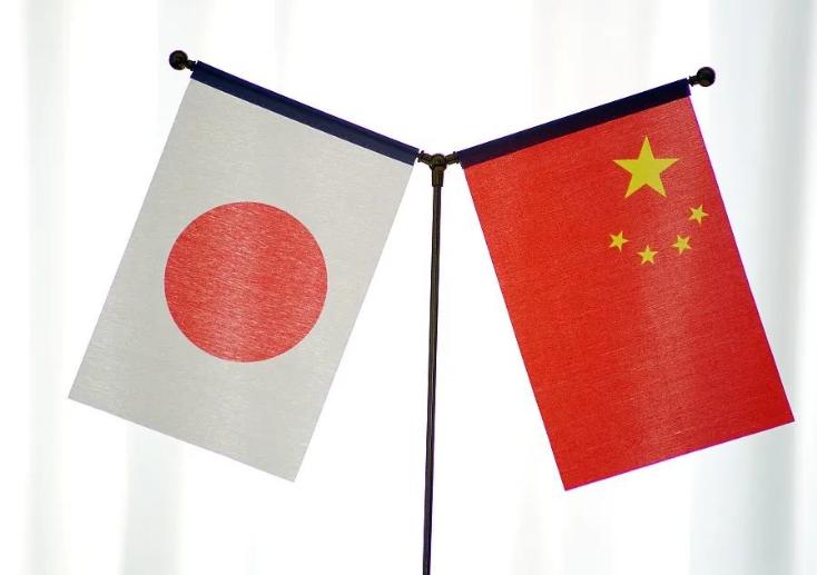 假如中日会开战，普通老百姓应该做好这三个准备进行助力。真到了那一步，最先承压的未