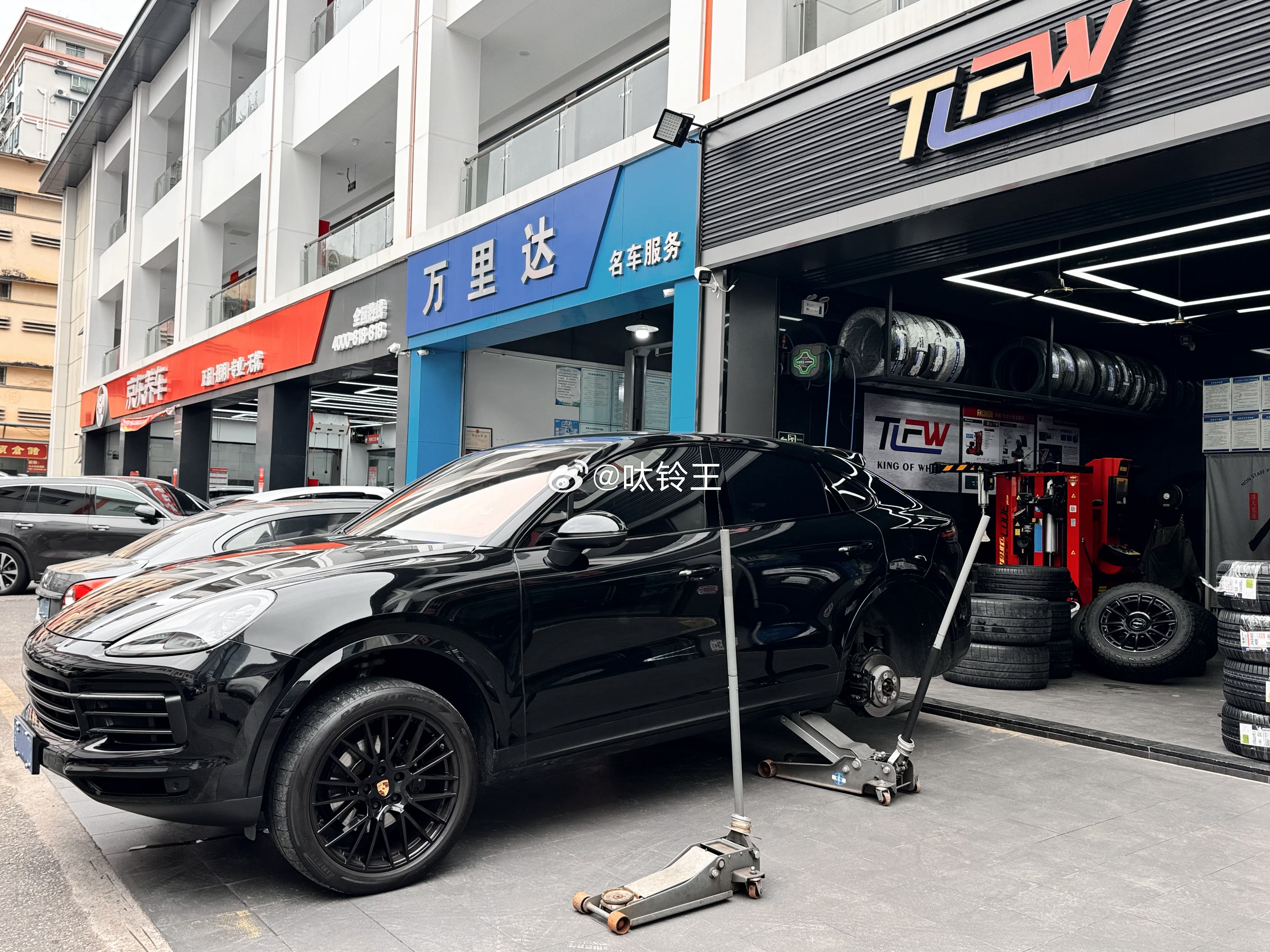 保时捷 卡宴 开工 