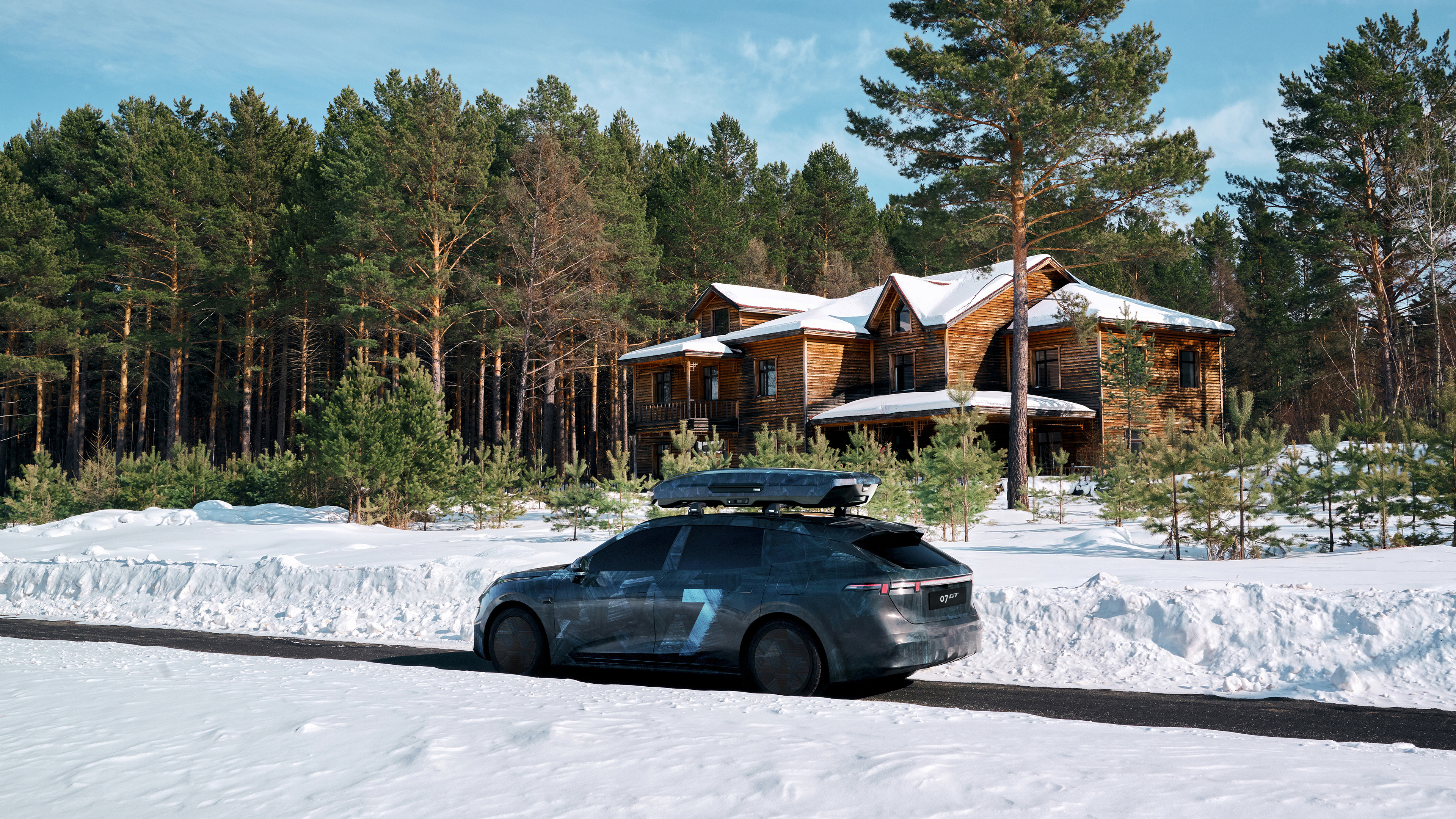 领克伪装车不装了谁撕了领克07GT伪装车衣领克07GT在上市前就敢于撕下伪装，展