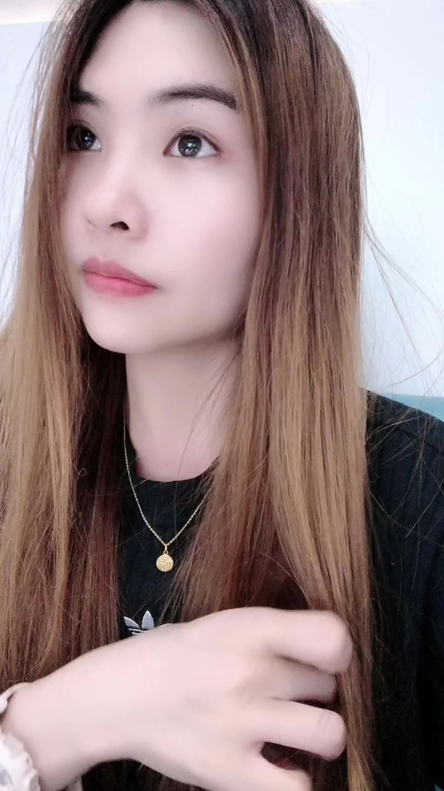 我讨厌人际交往   又怕没有交往。