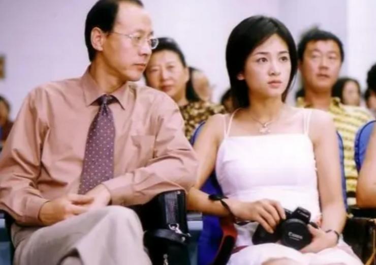 一位刑侦专家警告你：
无论你多么好色，也不要去搞别人家的老婆！那是一个男人的核心