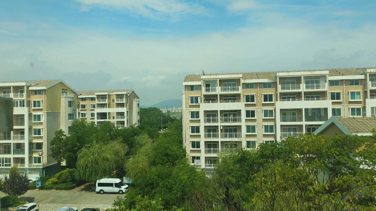 银滩今年夏天太热了！
在银滩住十年了，今年夏天是最热的一年
每年开空调也就十多天