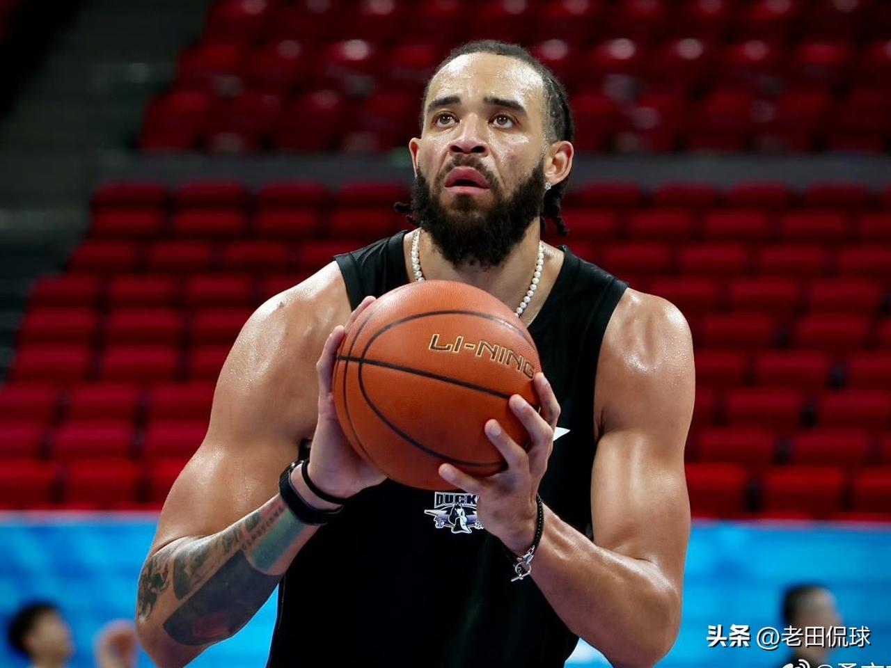 北京北汽还在继续寻找小外援…随着麦基的加盟，北京北汽好在继续补强的脚步…球队希望