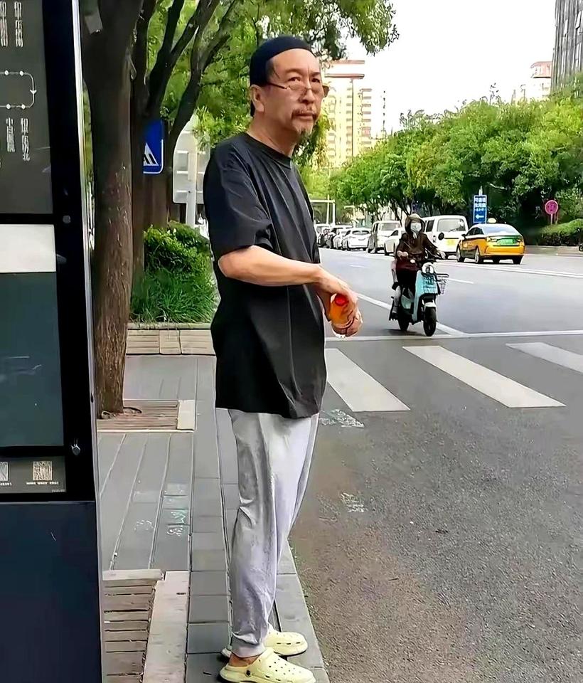 救命！

刷到一张近照差点没敢认——这真的是当年迷倒万千少女的童年男神吗？

脸