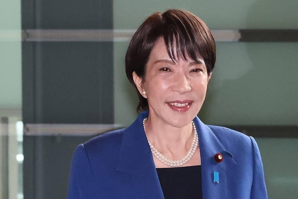 美国刚制裁国际刑事法院日籍院长赤根智子，日本首相高市早苗最初只轻描淡写回了句“深