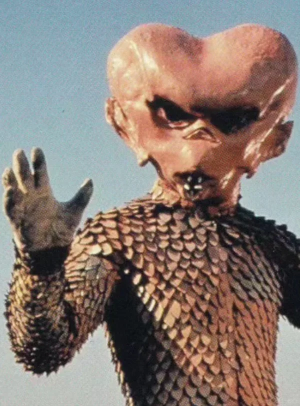 哈哈哈玩个什么车可以让老外对我们羡慕呢