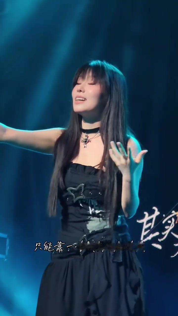 《有一种遗憾叫我们》、《其实都没有》《座位》这几首歌都是我的常规循环曲没想到竟然