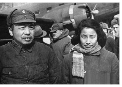 彭德怀和原配夫人刘坤模建国后的关系
说起彭德怀和刘坤模的婚姻，得从1922年讲起