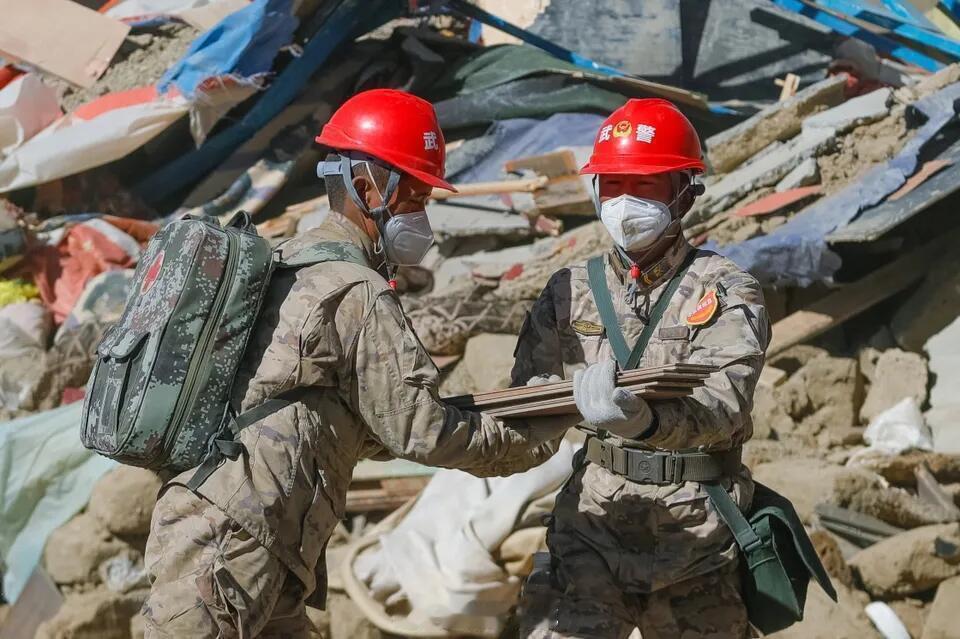 海拔4500米的理赔温度 这两年大家都在聊，有种说法是线上理赔才是效率，点几下提