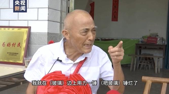 “咋又是你！”7月17日晚上，湖南一女子开车回家，不慎两人带车掉进池塘。性命垂危