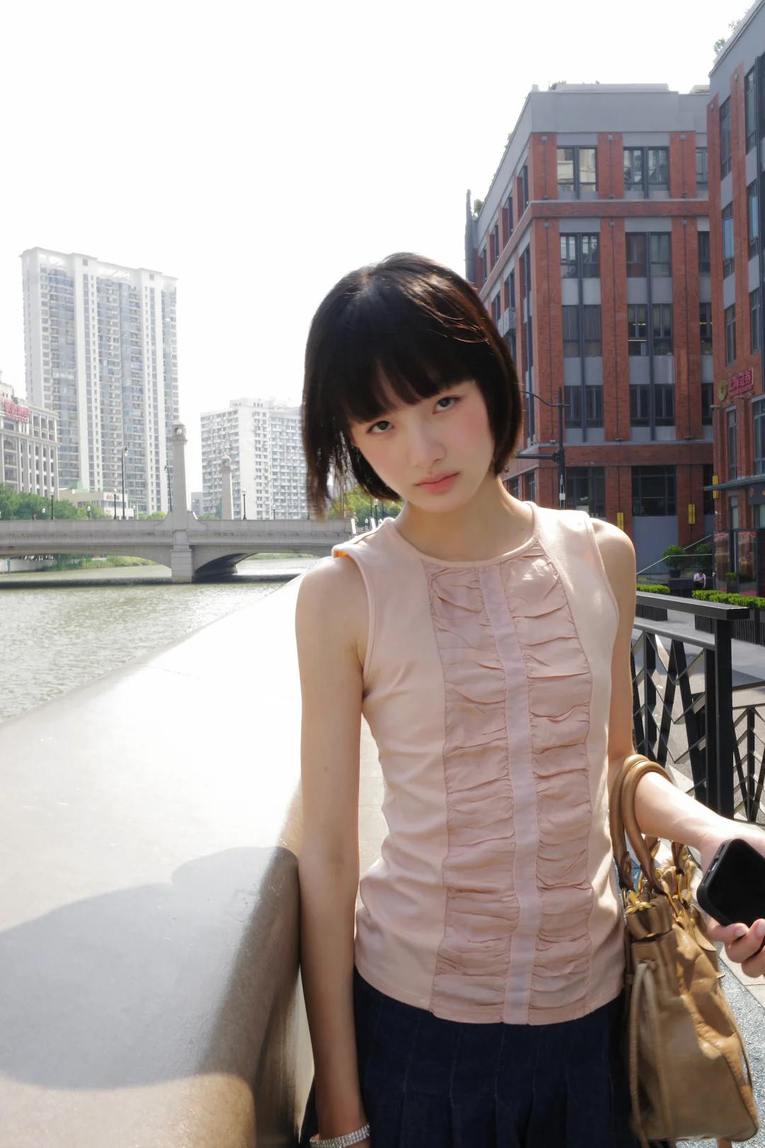 穿妈妈的衣服