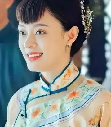 《蛮好的人生》该剧由汪俊执导，主演阵容星光熠熠，孙俪和董子健高调领衔，胡杏儿、高