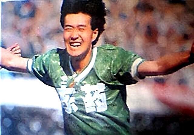 辽宁铁人vs大连英博 时隔12年，顶级联赛再现“辽连德比”。现在的新辽足和大连队