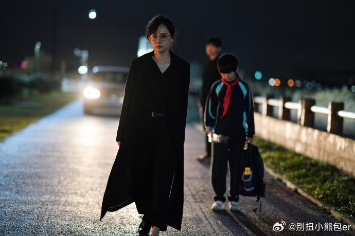 孙俪演的生理厌恶太真实了孙俪演出创伤后的躯体化反应孙俪把创伤后的躯体化反应演到极