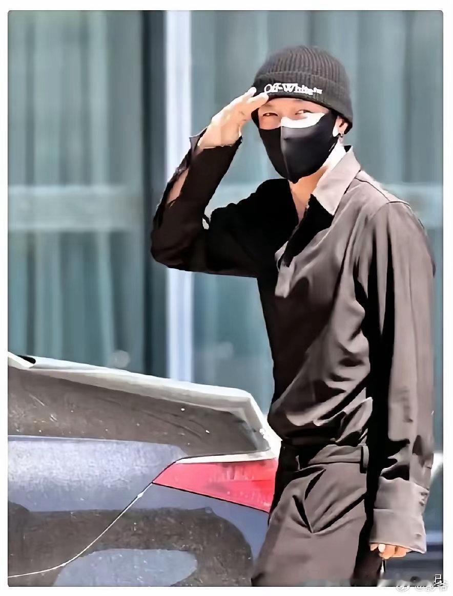 张艺兴走了，金晨也走了在事业上升期选择留学不是没戏拍也不是没人气一个新电影《功夫