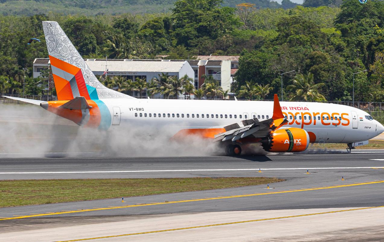普吉机场惊险一刻，印航客机起落架故障

11日，一架从印度海得拉巴起飞的印度航空