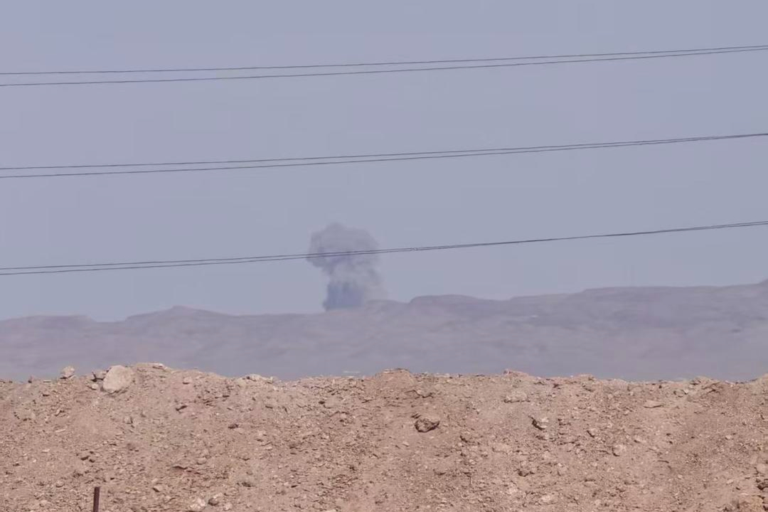 【#被困德黑兰一中国私企员工发声# 】 #有中国人留守德黑兰炸弹飞过头顶# 据央