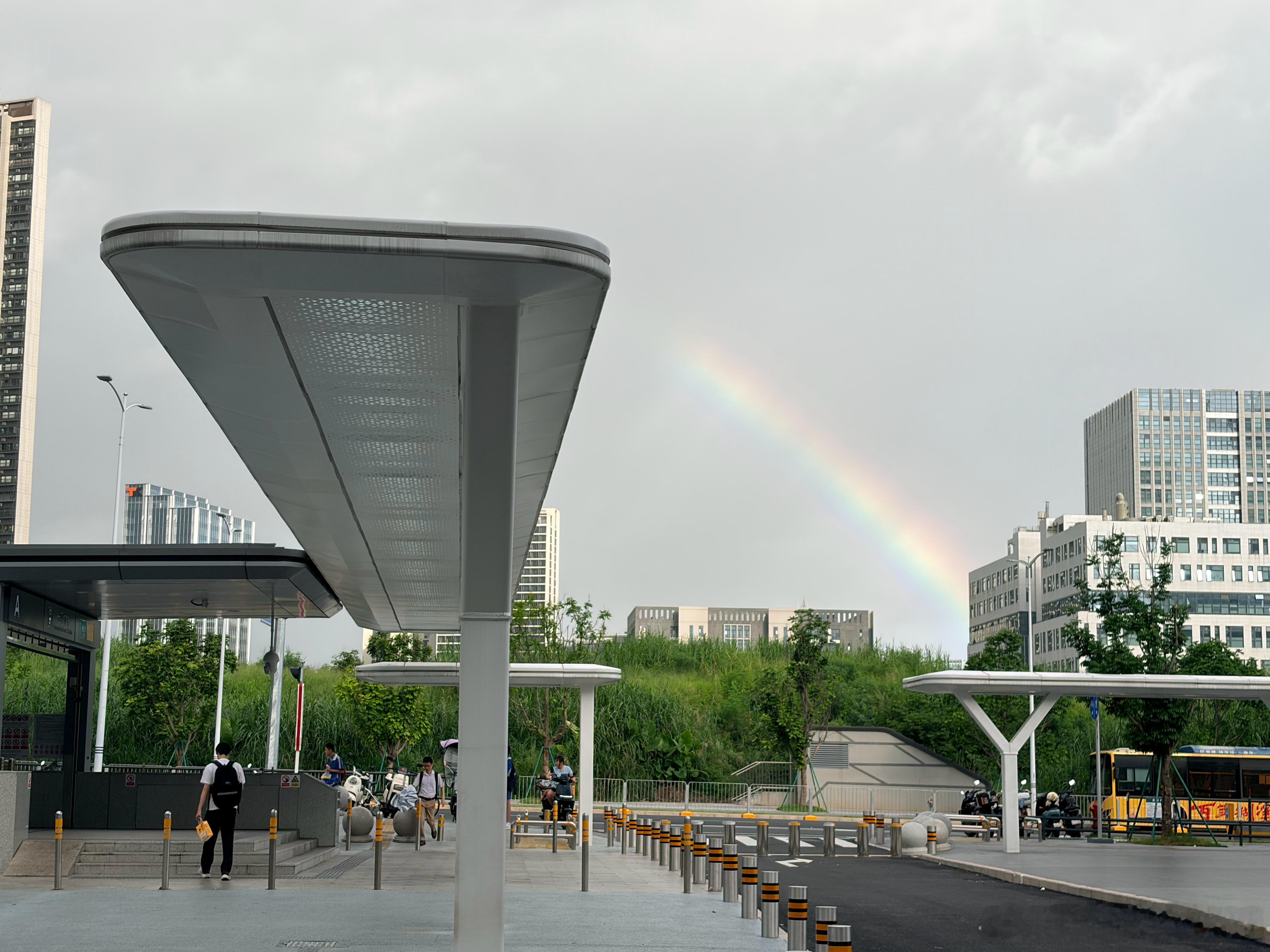🌈 深圳·光明城站