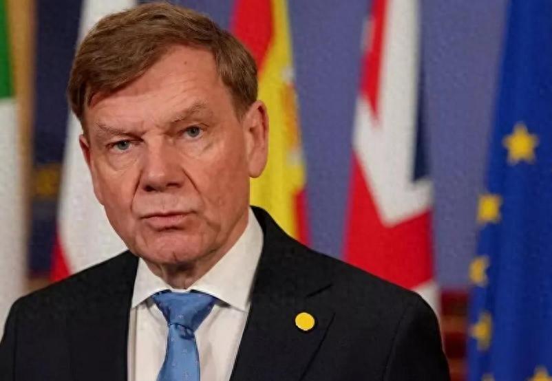 北极的冰雪正悄然融化，一场没有硝烟的战略竞逐却骤然升温。2026年1月12日，中