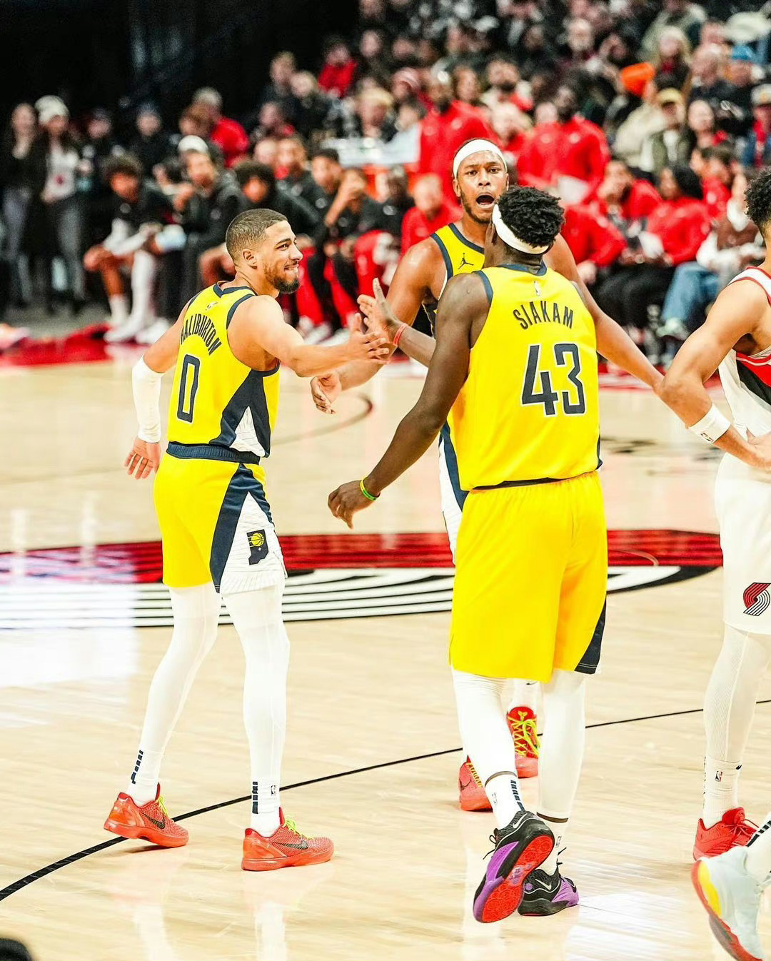 西亚卡姆去步行者是不明智的！西卡的特点是突破为主，所以去湖人或者勇士是最合适的，