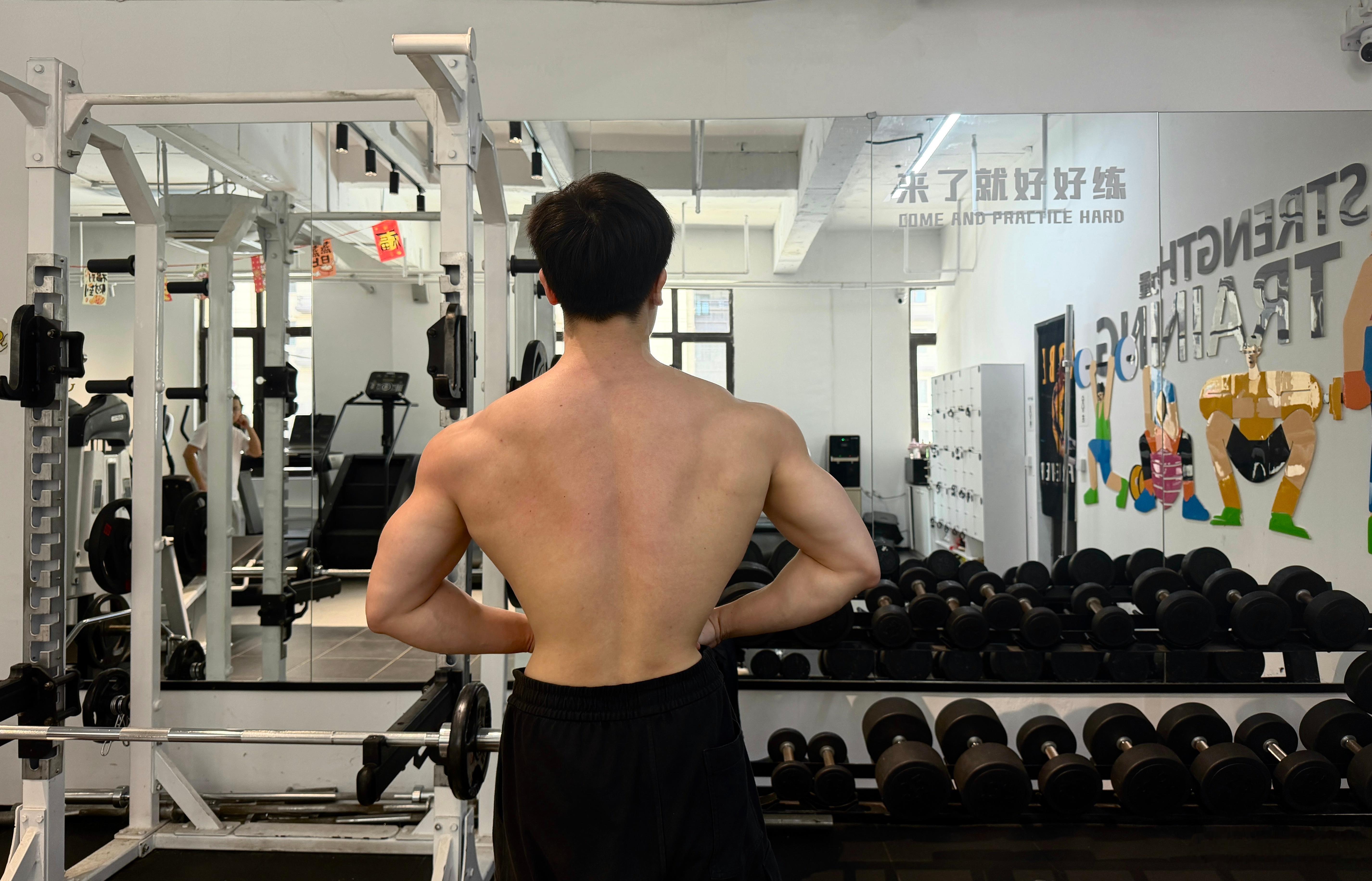 来自福建的小项同学，再次归来集训！羽翼逐渐丰满，可以安排一次比赛玩玩了！程华清健