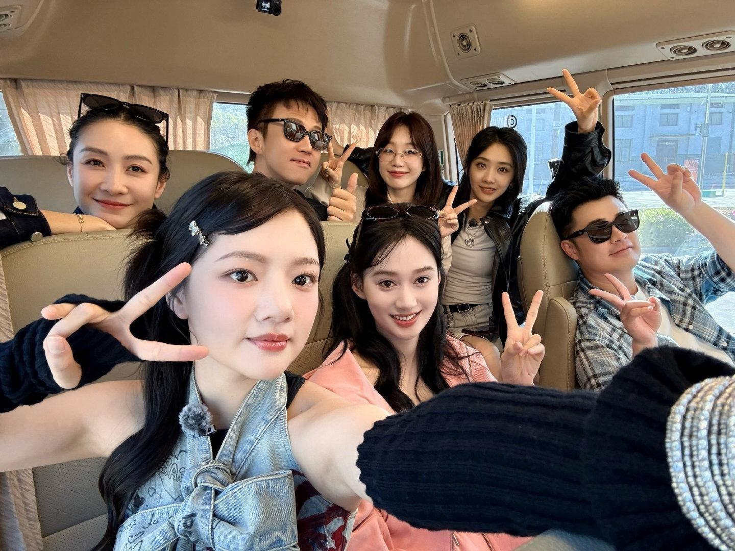 任敏这句话所有女孩都拒绝不了 任敏这句话也太戳女生心了吧！王影璐想给大家拍照，她